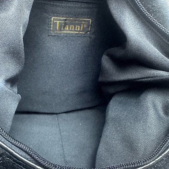 ♦️Tianni Black Faux Fur Medium Handbag with Studs on Handle - Picture 11 of 12